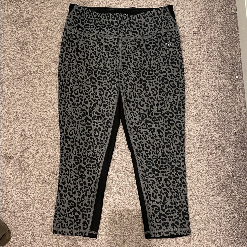 VOGO Athletica Black Leggings medium